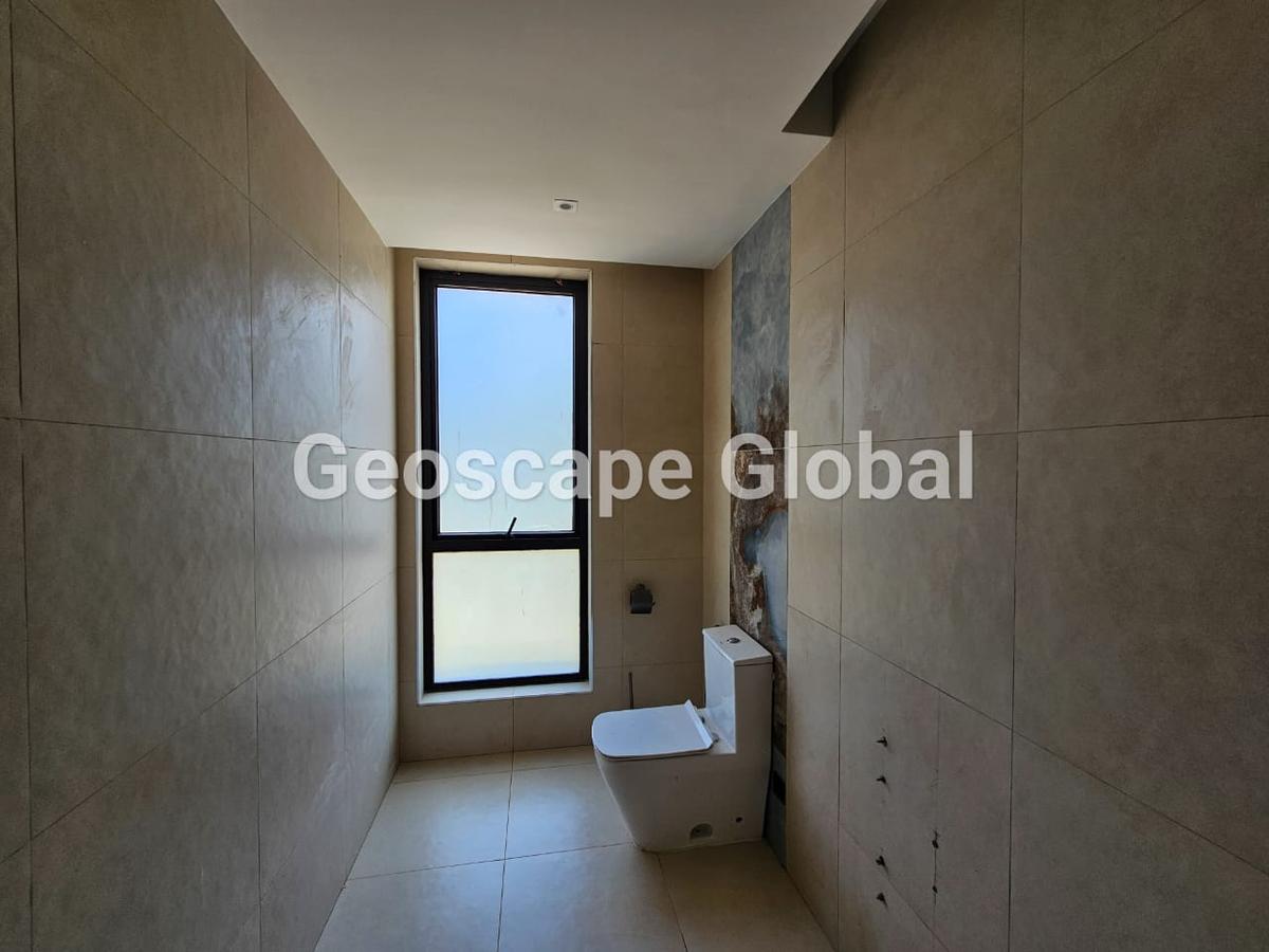 5 Bed House with En Suite in Kitisuru - 10