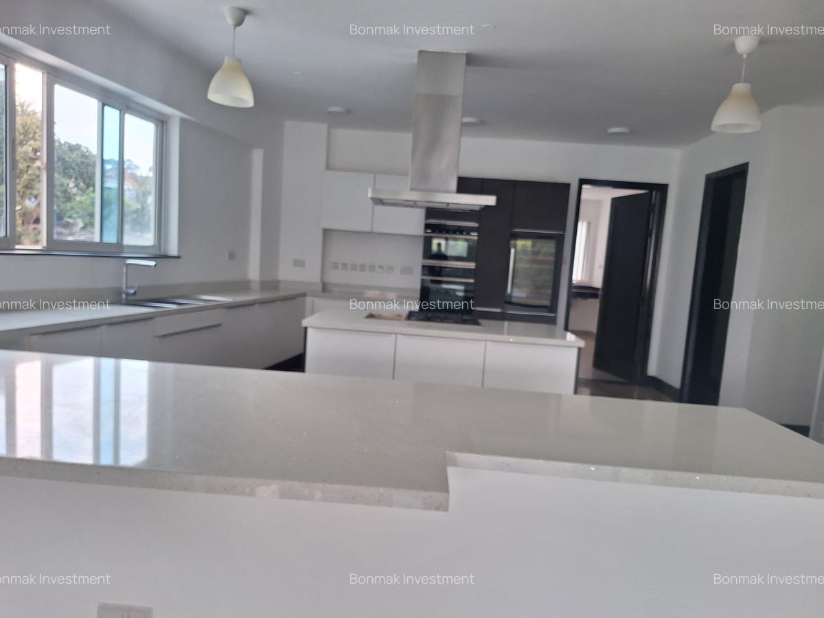 3 Bed Apartment with En Suite at One General Mathenege - 13