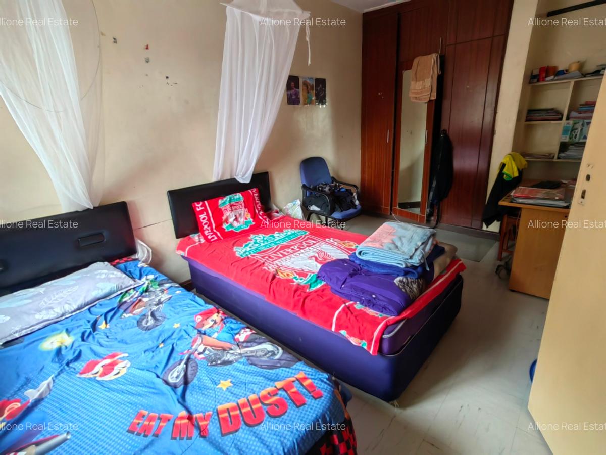 4 Bed Townhouse with En Suite at Near Boma Hotel - 16