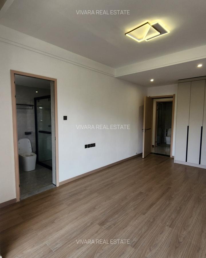 Serviced 3 Bed Apartment with En Suite in Riverside - 12