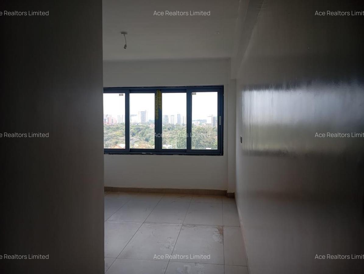 4 Bed Apartment with En Suite at Forest Road - 4