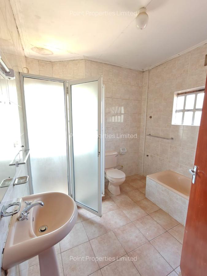 4 Bed Villa with En Suite in Karen - 14