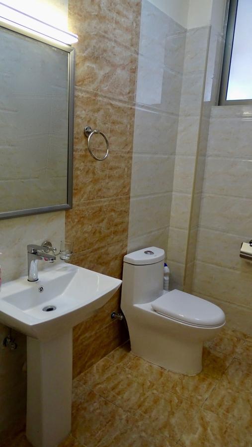 Furnished 3 Bed Apartment with En Suite at Argwings Kodhek Road - 5
