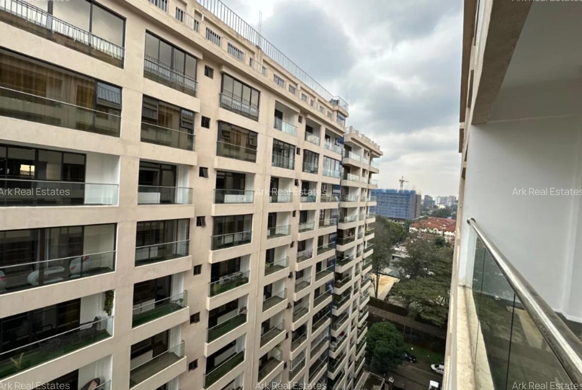 Serviced 4 Bed Apartment with En Suite in Kilimani - 1