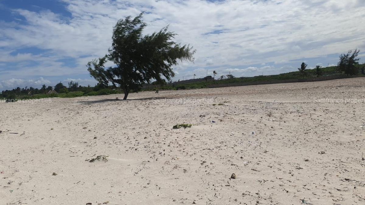 6 ac Residential Land at Jacaranda Road - 7