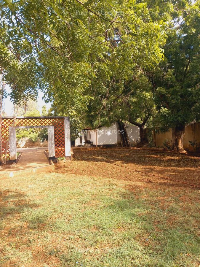 5 Bed House with En Suite in Nyali Area - 4