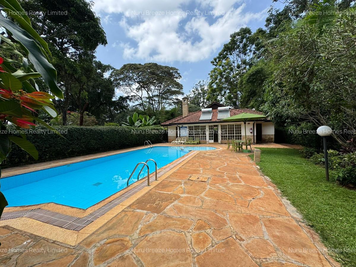 5 Bed Townhouse with En Suite in Rosslyn - 8