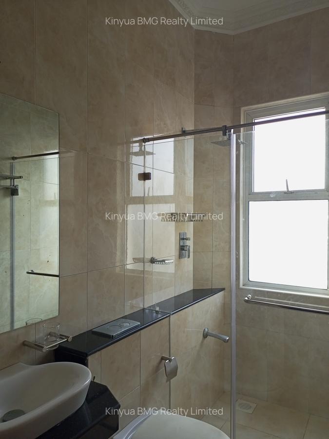 Serviced 3 Bed Apartment with En Suite in Nyali Area - 11