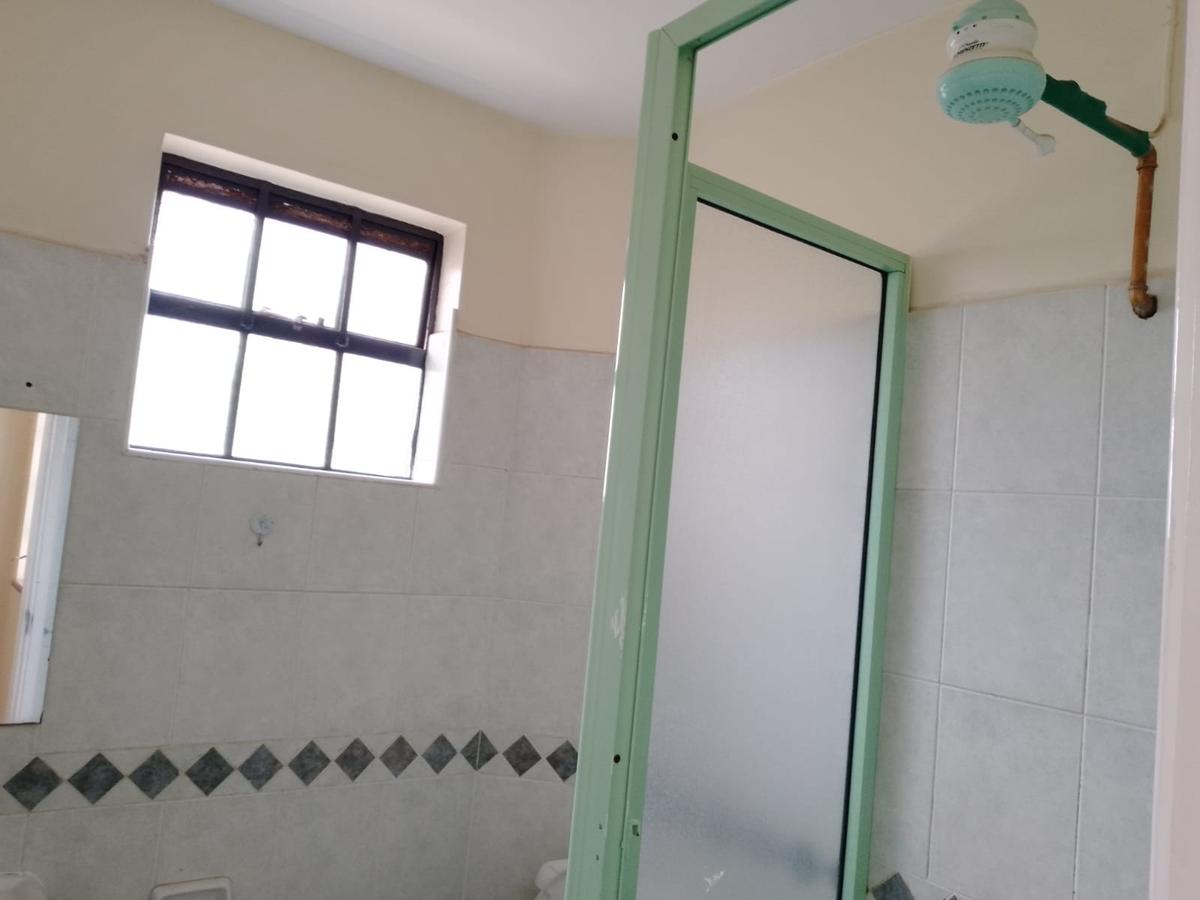 3 Bed Apartment with En Suite in Kilimani - 12