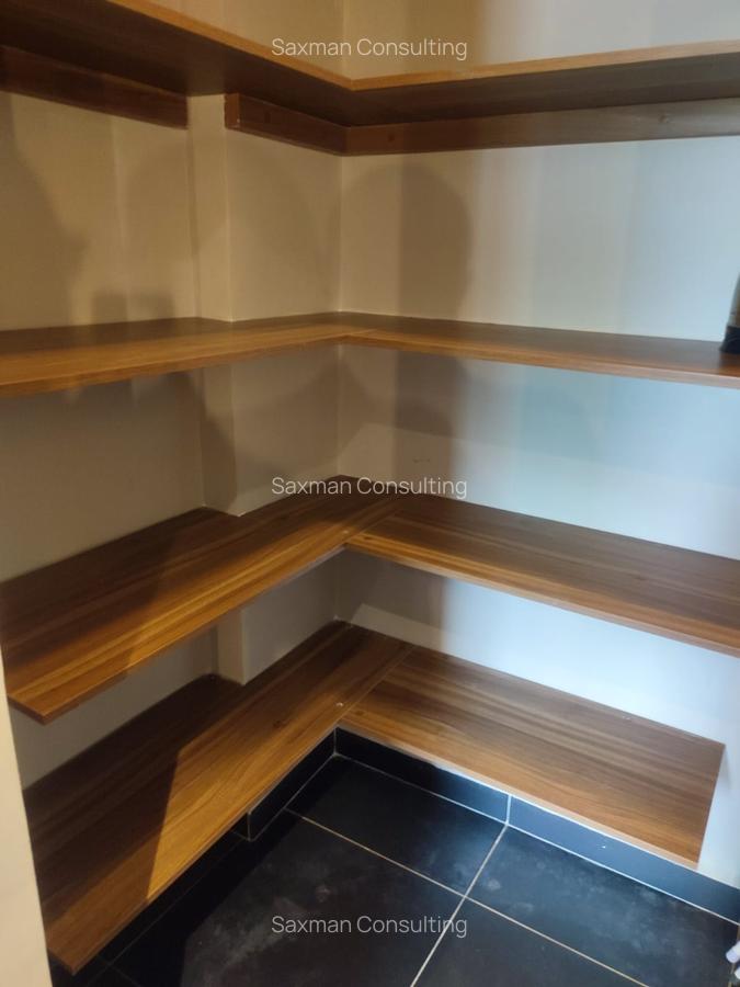 Furnished 3 Bed Apartment with En Suite in Brookside - 18