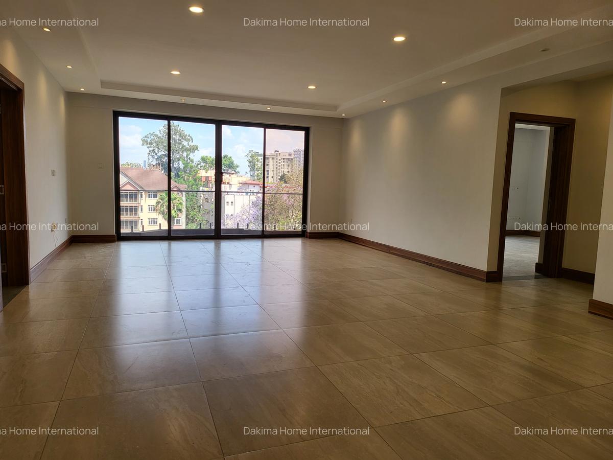 3 Bed Apartment with En Suite in Rhapta Road - 3