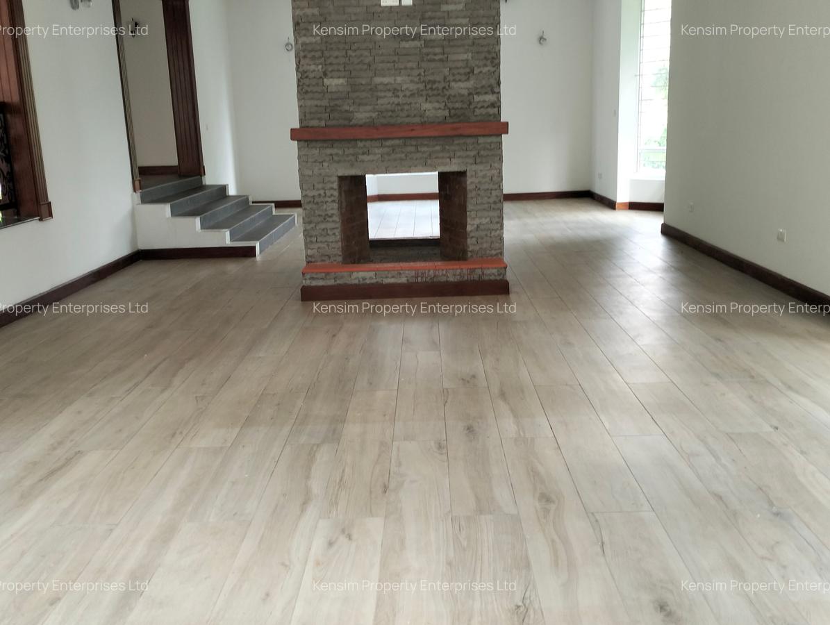 5 Bed Townhouse with En Suite in Rosslyn - 5