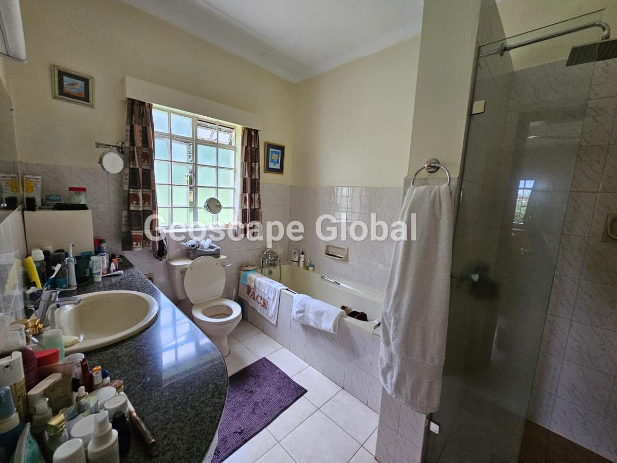 4 Bed House with En Suite in Muthaiga - 8