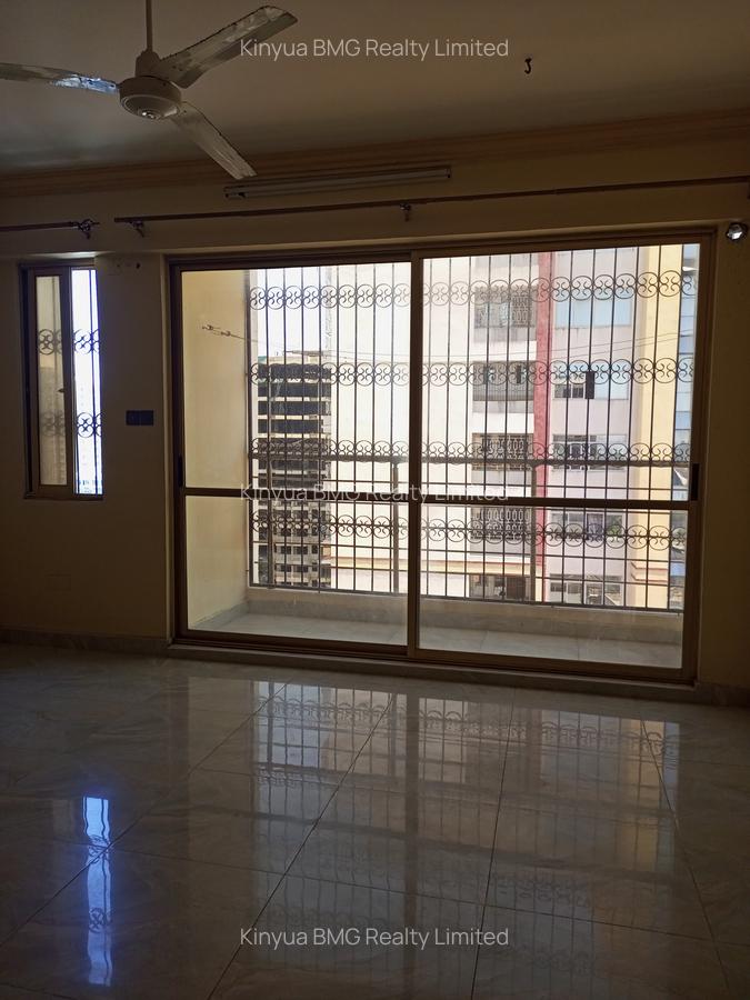 3 Bed Apartment with En Suite in Mombasa CBD - 4