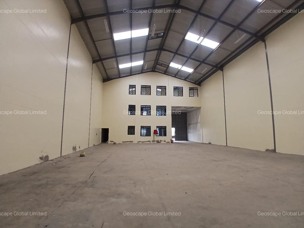 6,500 ft² Warehouse with Backup Generator in Industrial Area - 1