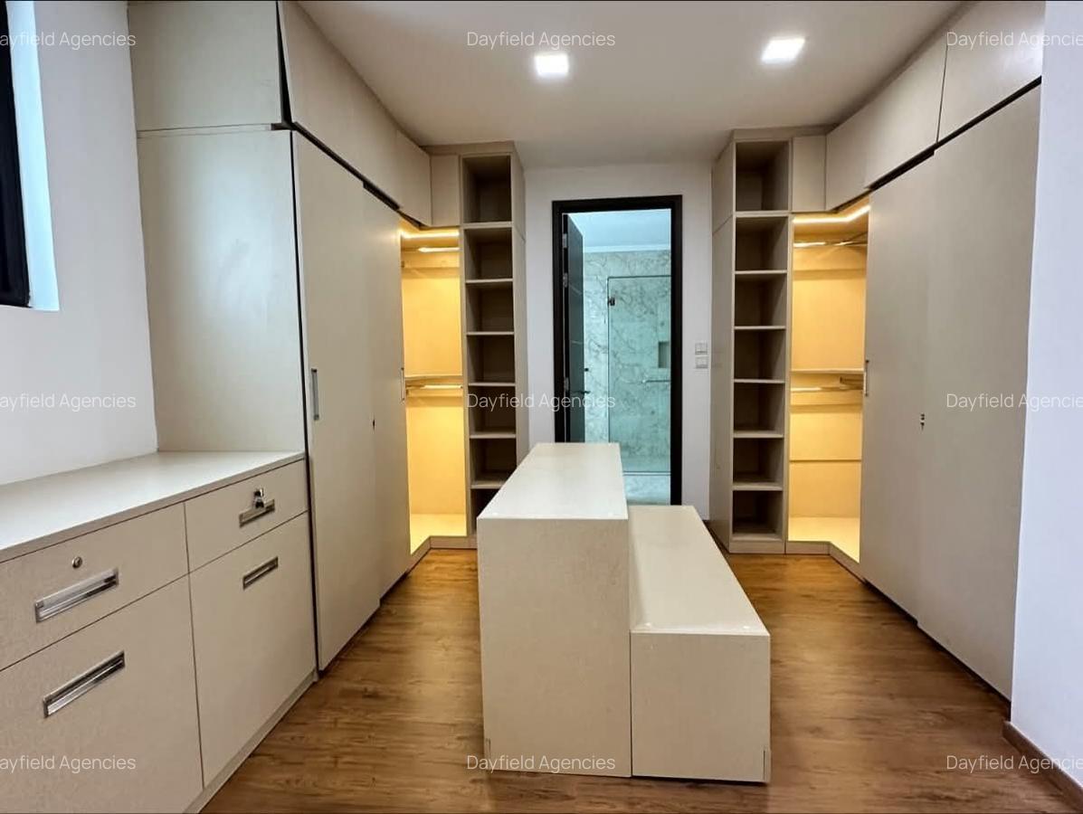 4 Bed House with En Suite at Peponi Road - 6