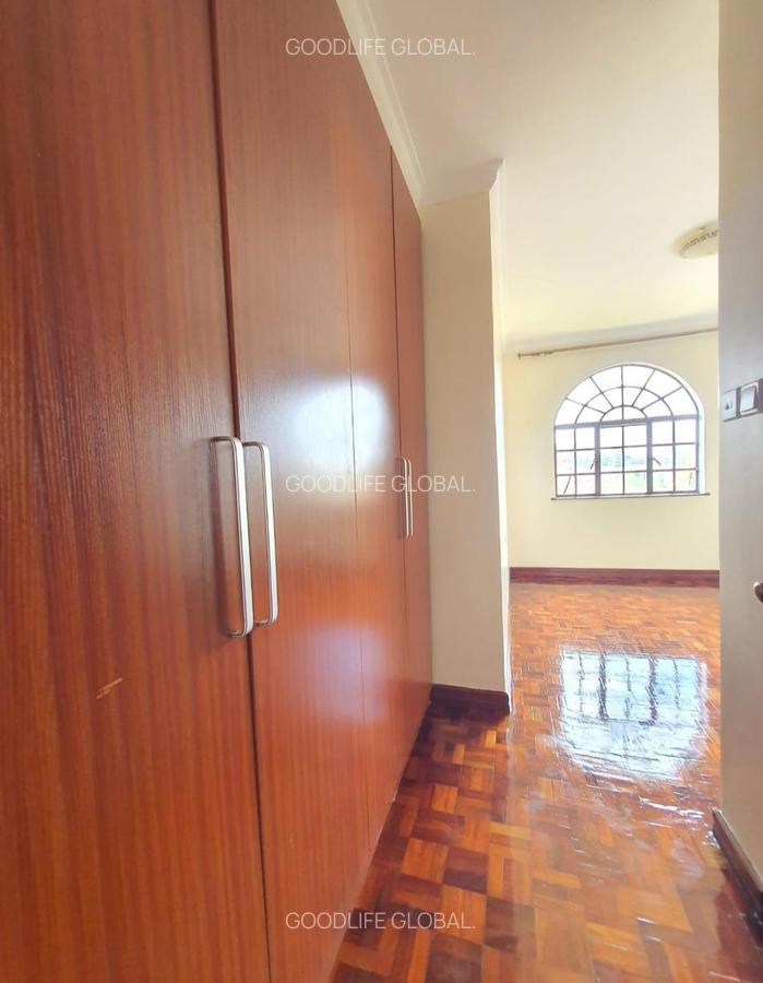 4 Bed House with En Suite at Loresho - 17