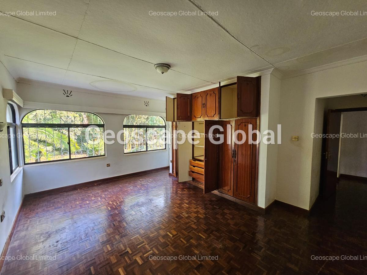 4 Bed House with En Suite in Kyuna - 6