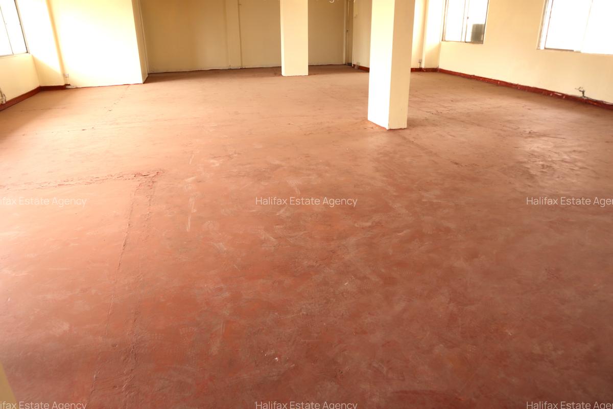 870 ft² Office with Backup Generator in Westlands Area - 2