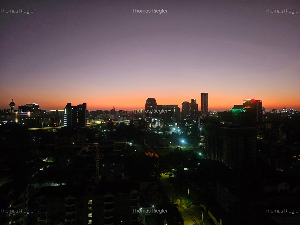 Serviced 1 Bed Apartment with En Suite at Sports Road - 16