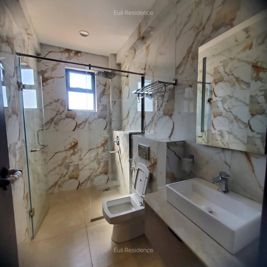 2 Bed Apartment with En Suite at Brookside Grove - 3