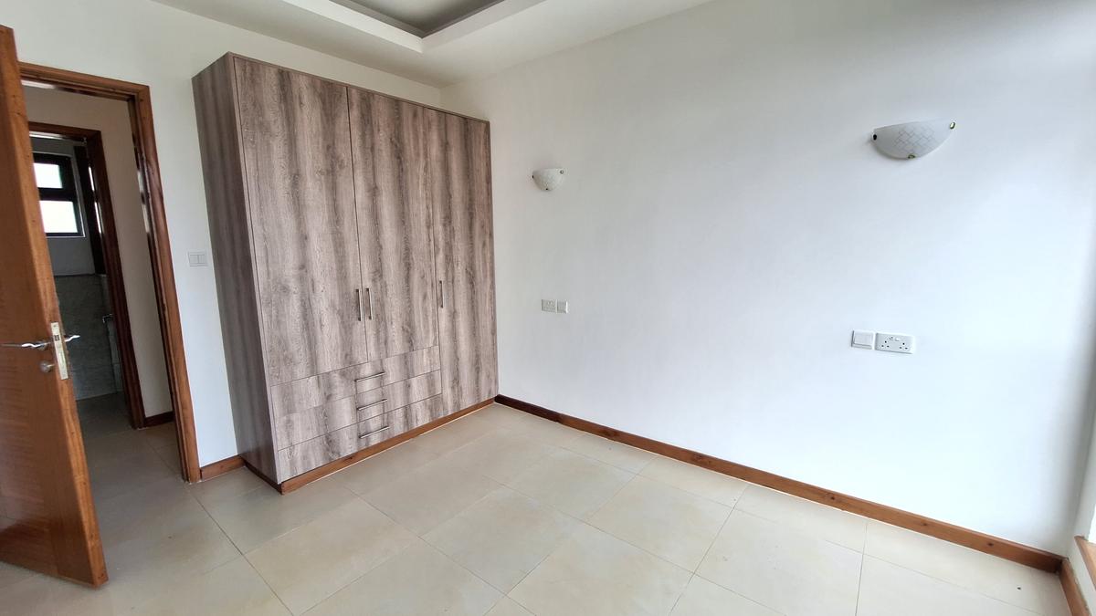 2 Bed Apartment with En Suite at Raphta Road - 13