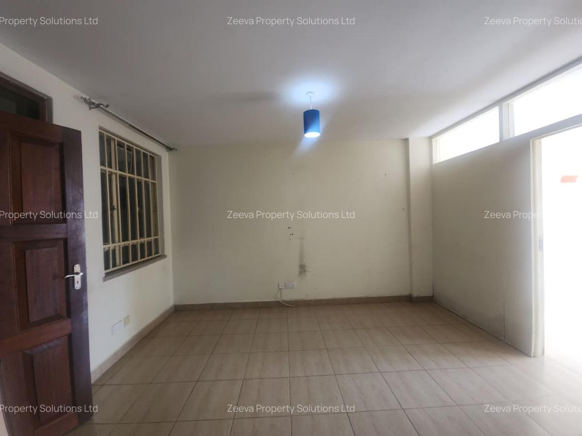 1 Bed Apartment with Borehole in Naivasha Road - 3