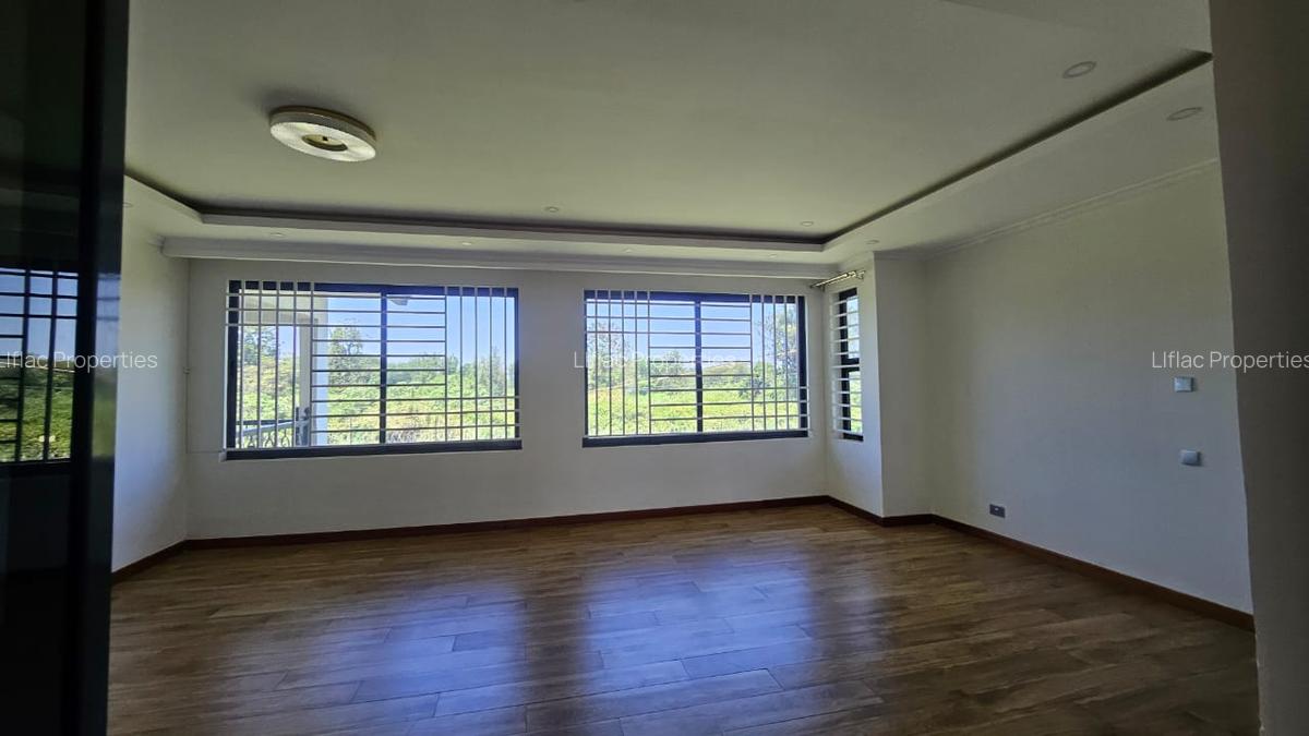 4 Bed Townhouse with En Suite in Kiambu Road - 9