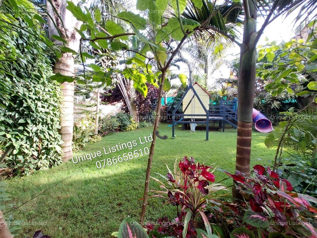 6 Bed House with En Suite in Runda - 4