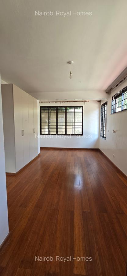 5 Bed Townhouse with En Suite at Convent Drive - 11
