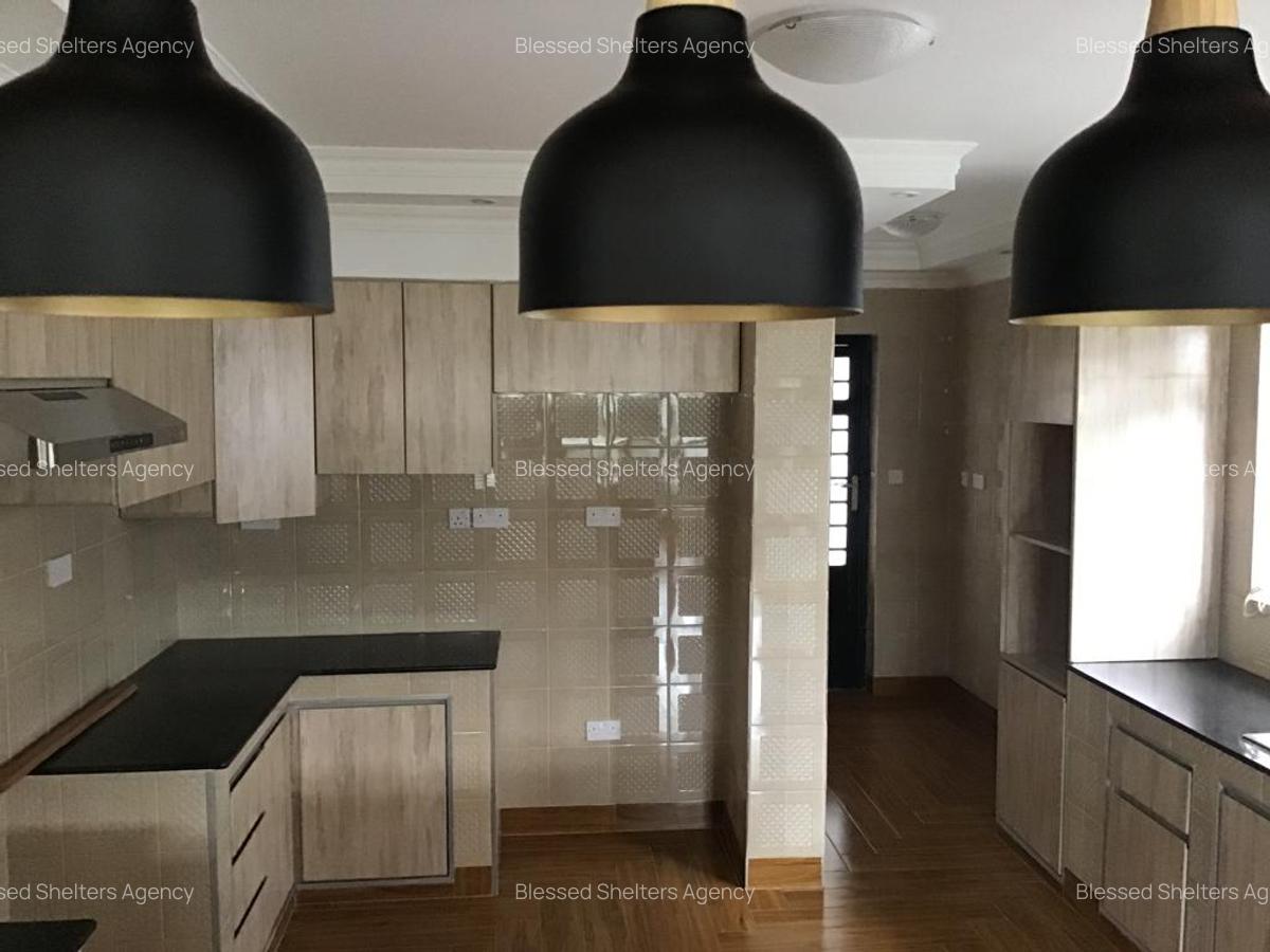 4 Bed Villa with En Suite in Kiambu Road - 9