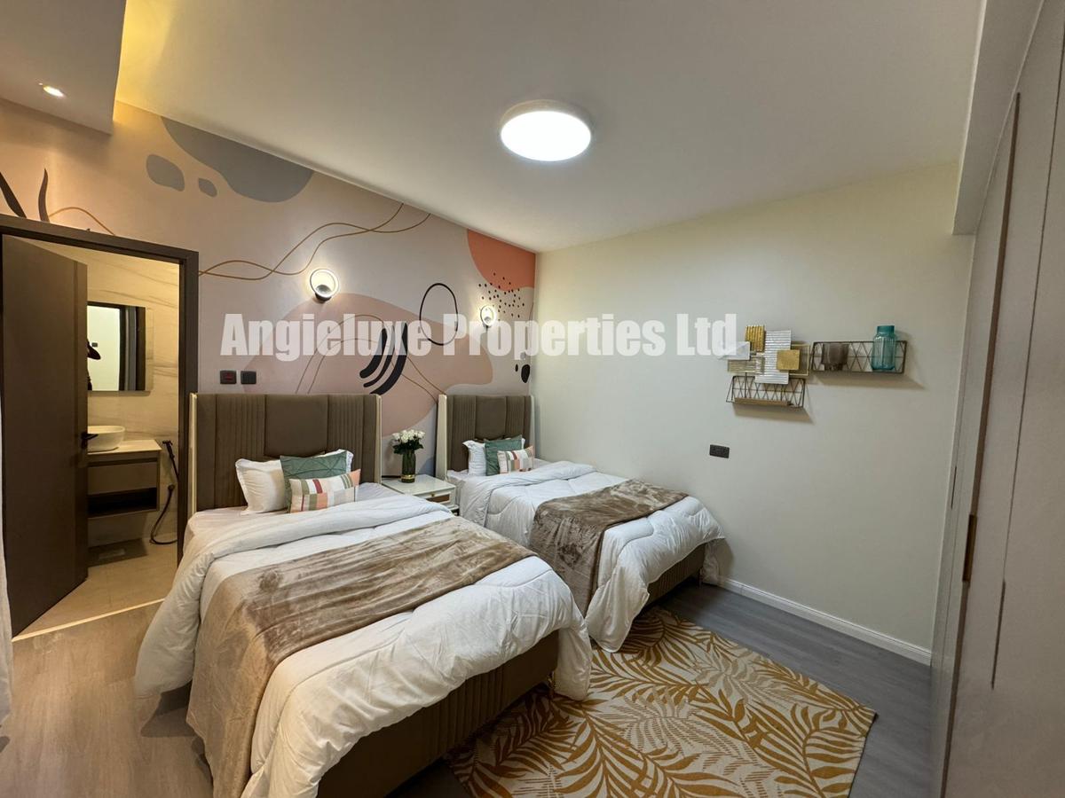 3 Bed Apartment with En Suite at 4Th Avenue - 12