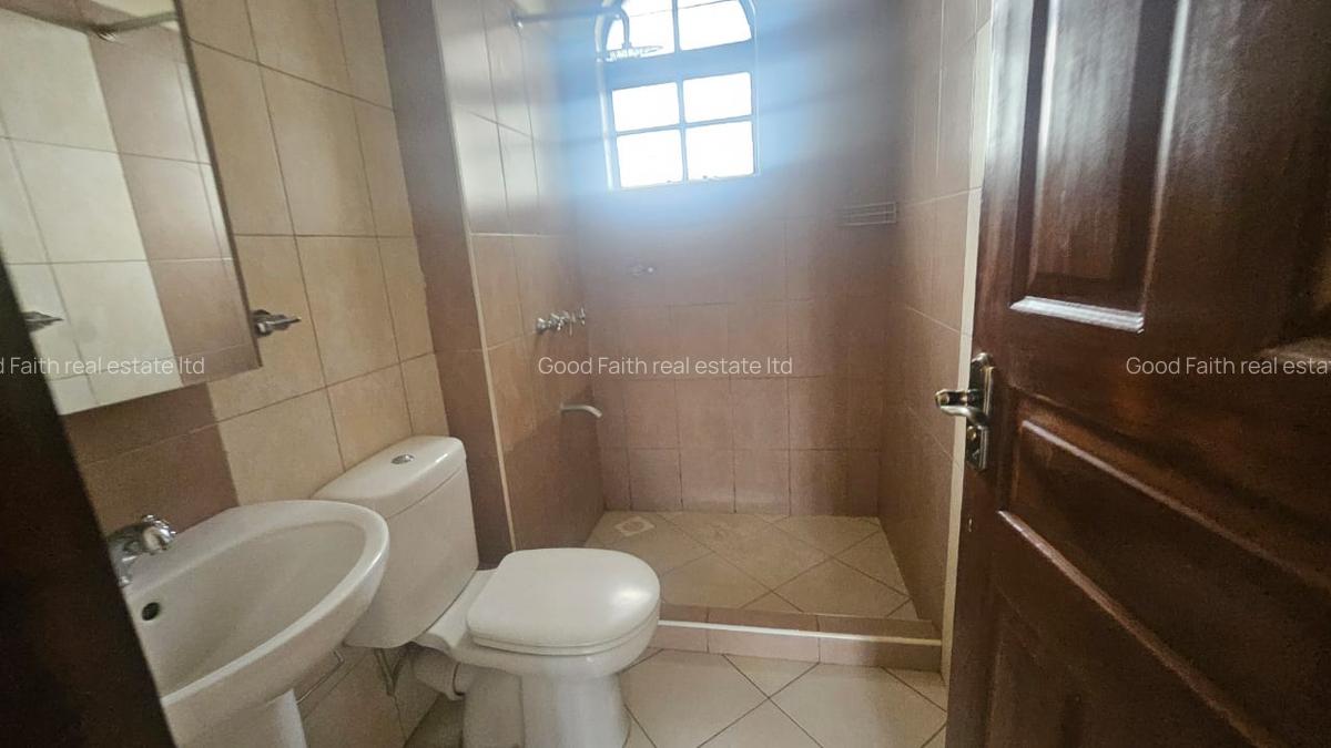 4 Bed Townhouse with En Suite in Kiambu Road - 10