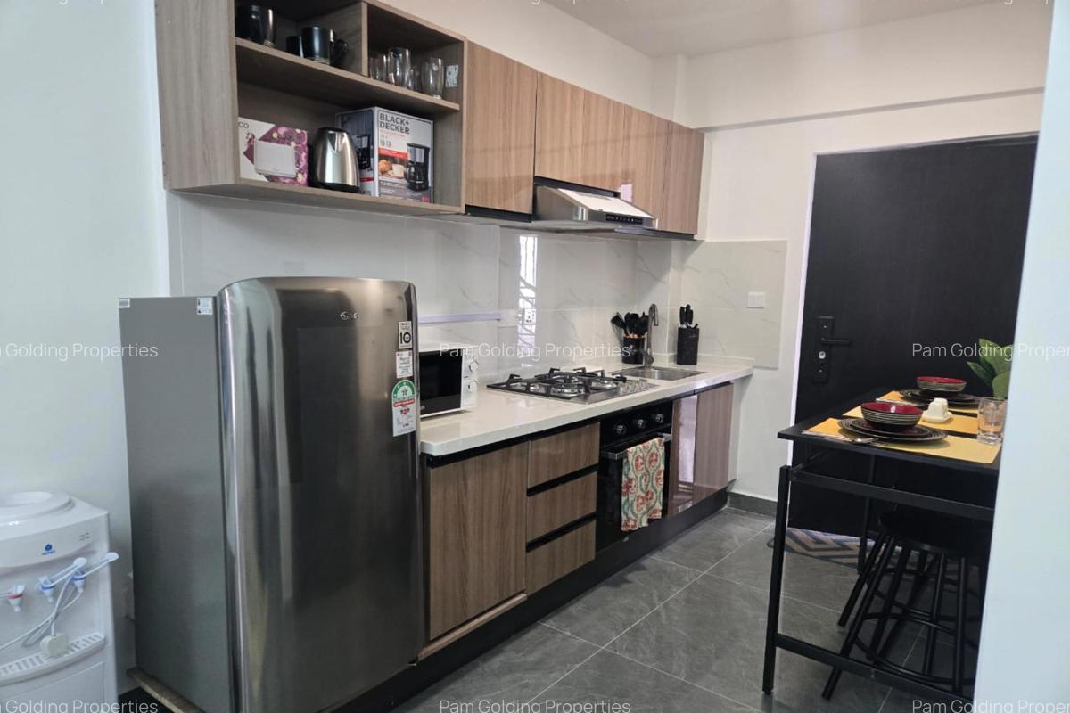 1 Bed Apartment with Gym at Riverside Gardens - 3