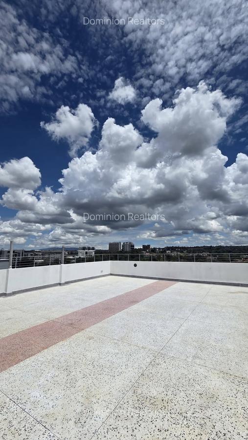 2 Bed Villa with En Suite in Westlands Area - 16
