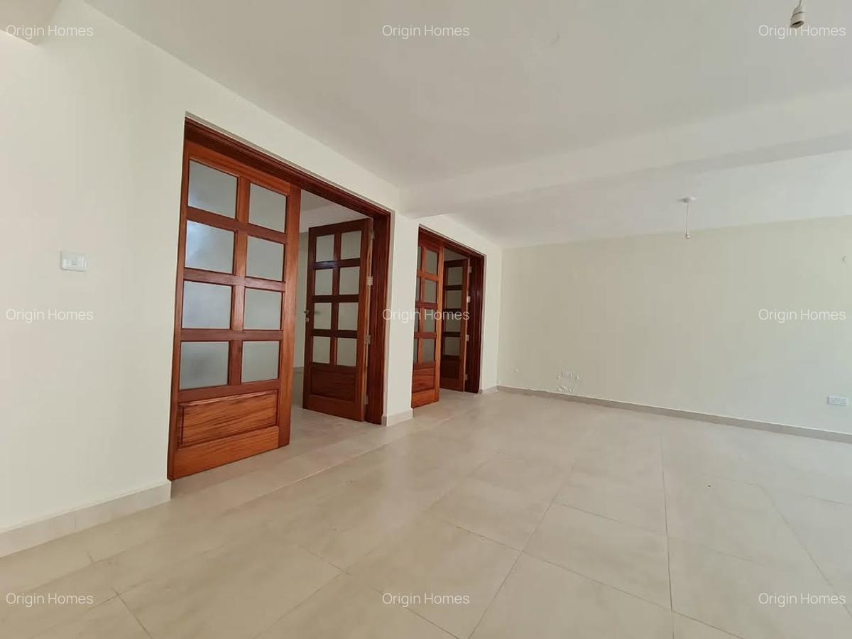 3 Bed Apartment with En Suite at New Kitisuru - 5