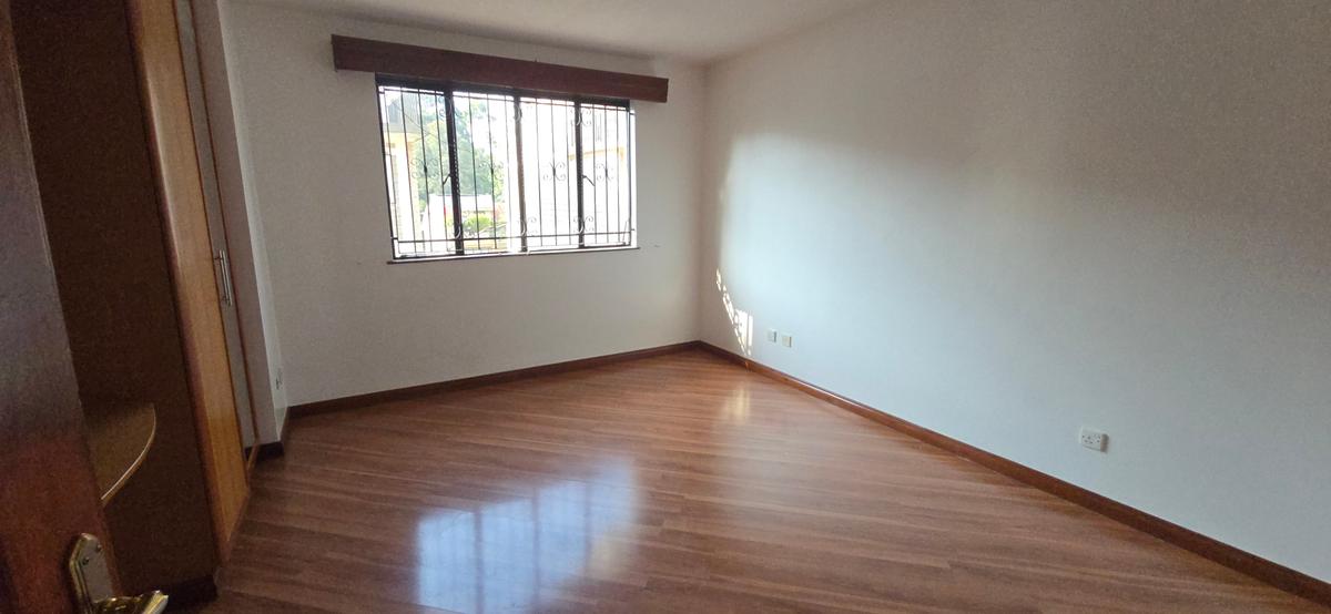 5 Bed Townhouse with En Suite at Grevillea Grove - 7