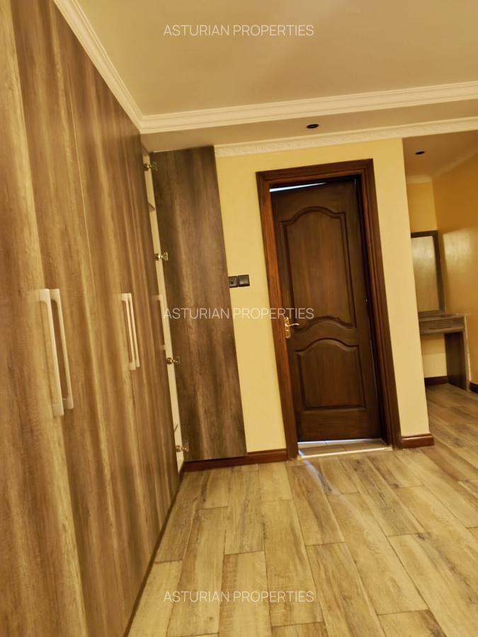 4 Bed Townhouse with En Suite in Lavington - 13