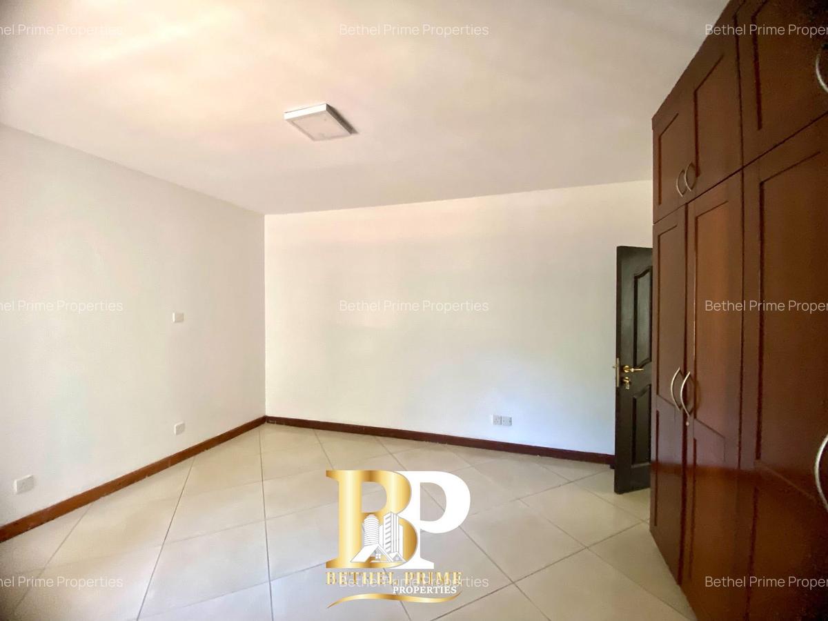 3 Bed Apartment with En Suite in General Mathenge - 7