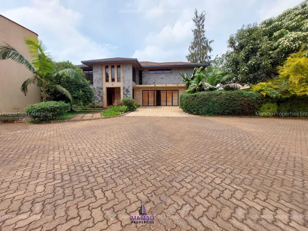 4 Bed Villa with En Suite at Mumwe - 1