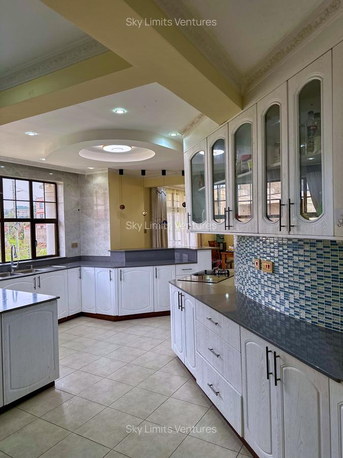 6 Bed House with En Suite at Membley Estate - 7