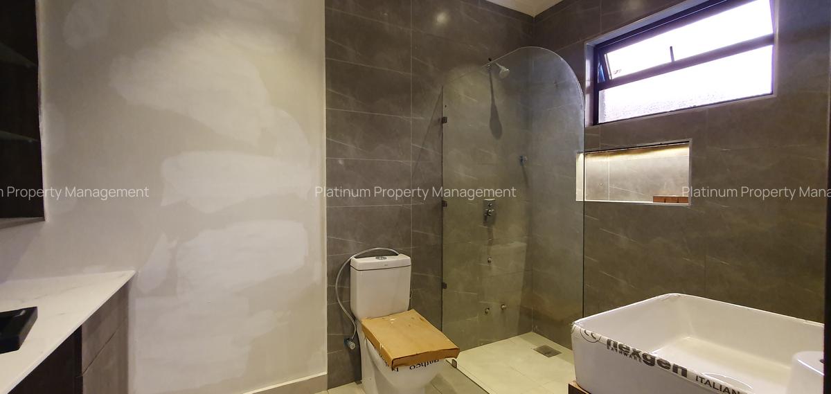 3 Bed House with En Suite at United Nations Avenue - 15