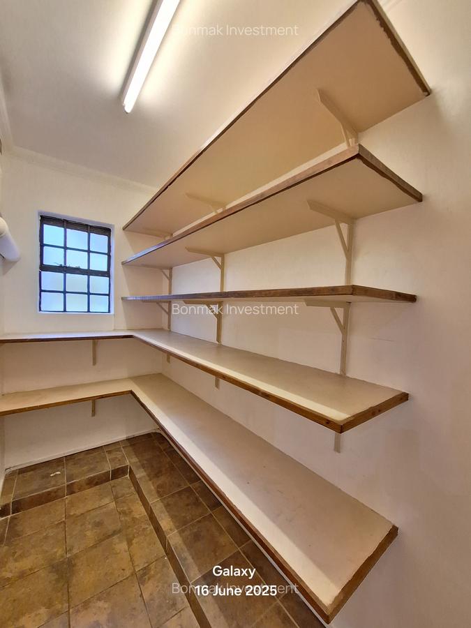 4 Bed Townhouse with En Suite at French Embassy - 8