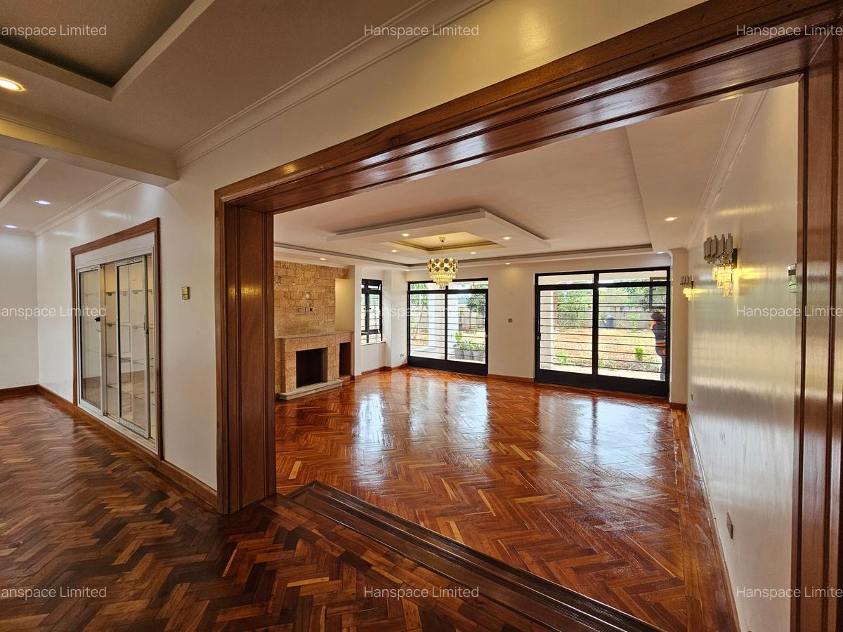 5 Bed Villa with En Suite in Runda - 8