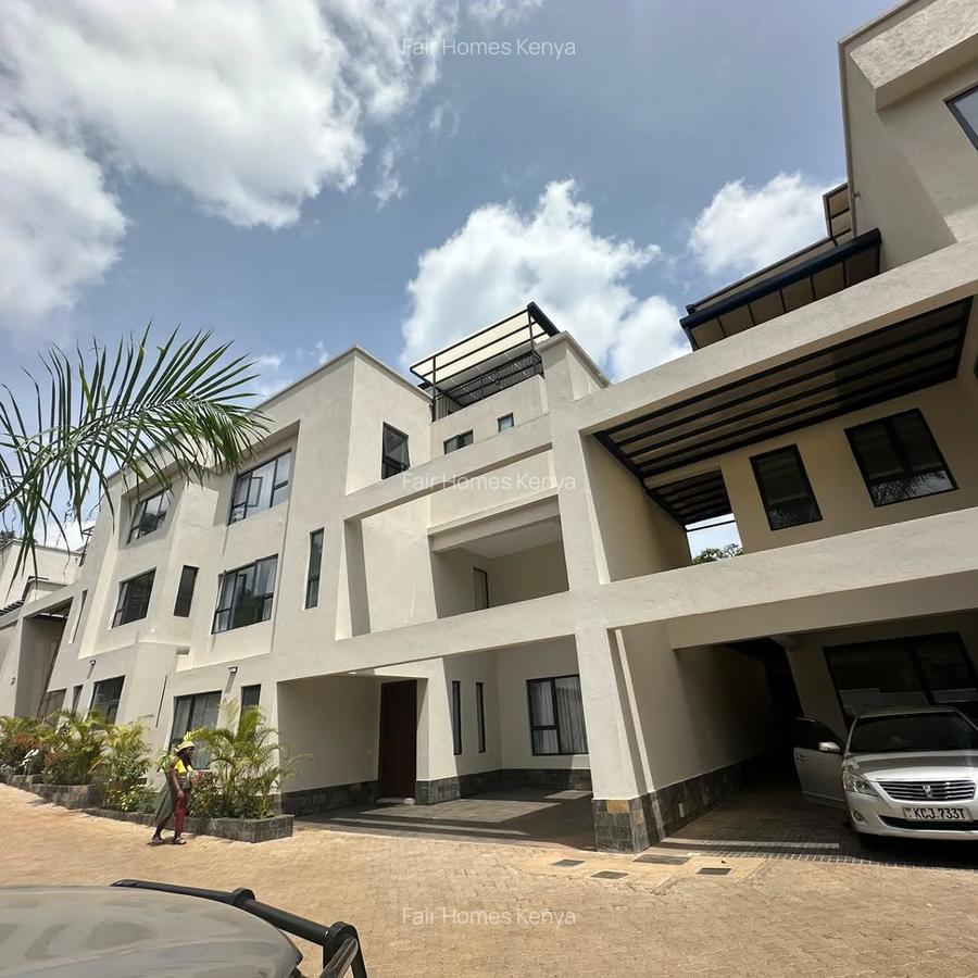 5 Bed Townhouse with En Suite at Manyani East - 1
