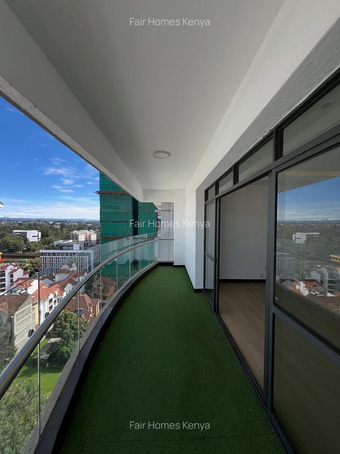 3 Bed Apartment with En Suite at Valley Arcade - 1