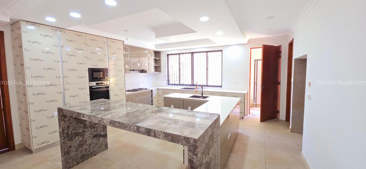 6 Bed Townhouse with En Suite at Off Maji Mazuri Drive - 7