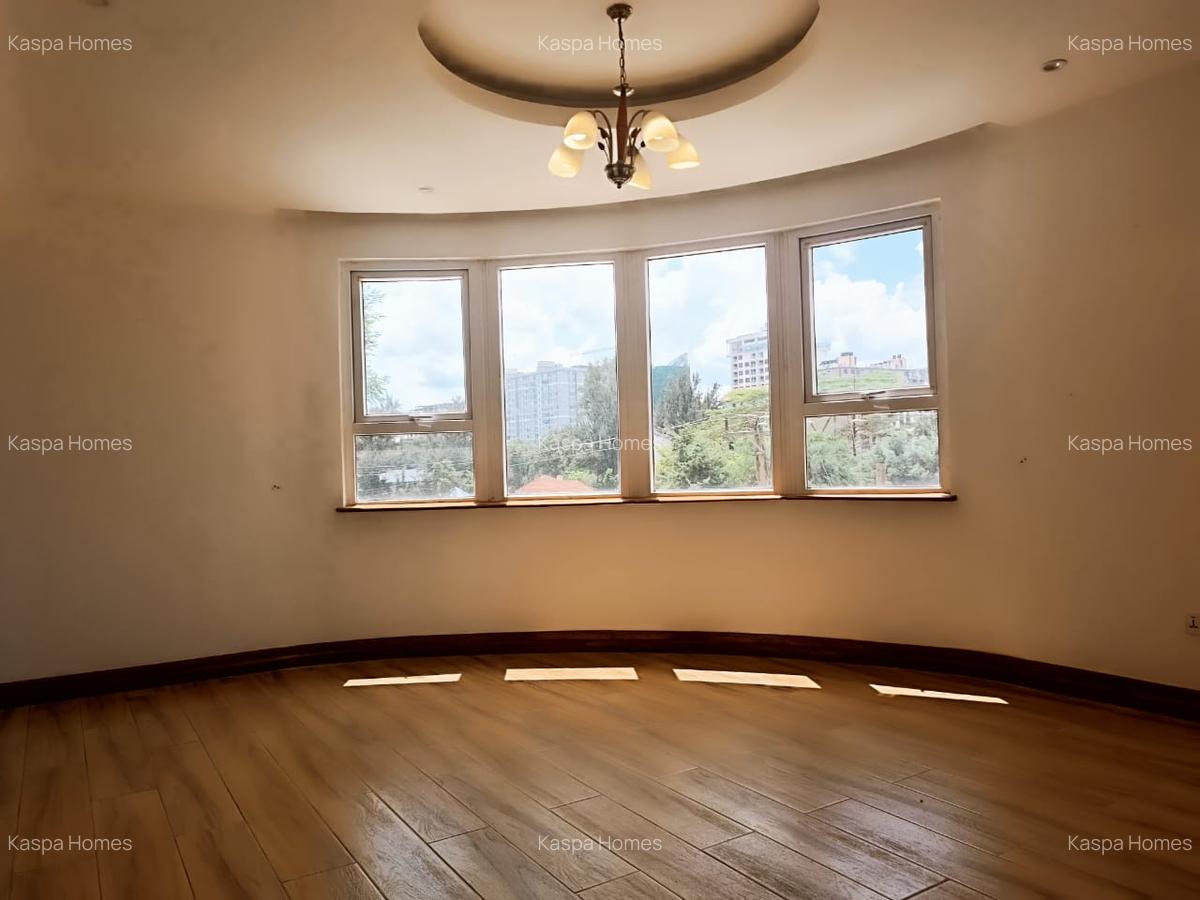 Serviced 3 Bed Apartment with En Suite in Kilimani - 18