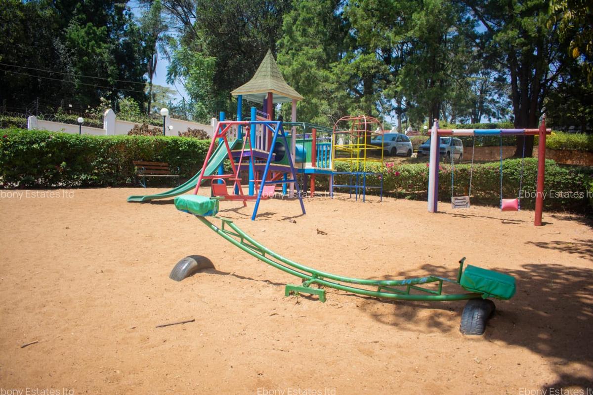 3 Bed Apartment with En Suite in Muthaiga - 4