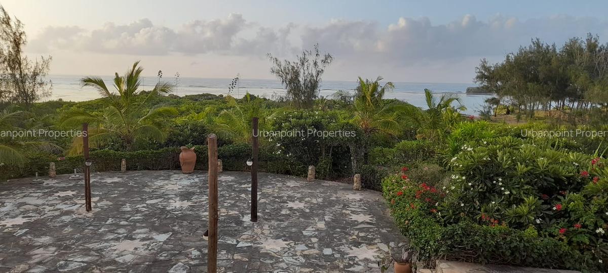 4 Bed House with En Suite in Watamu - 20
